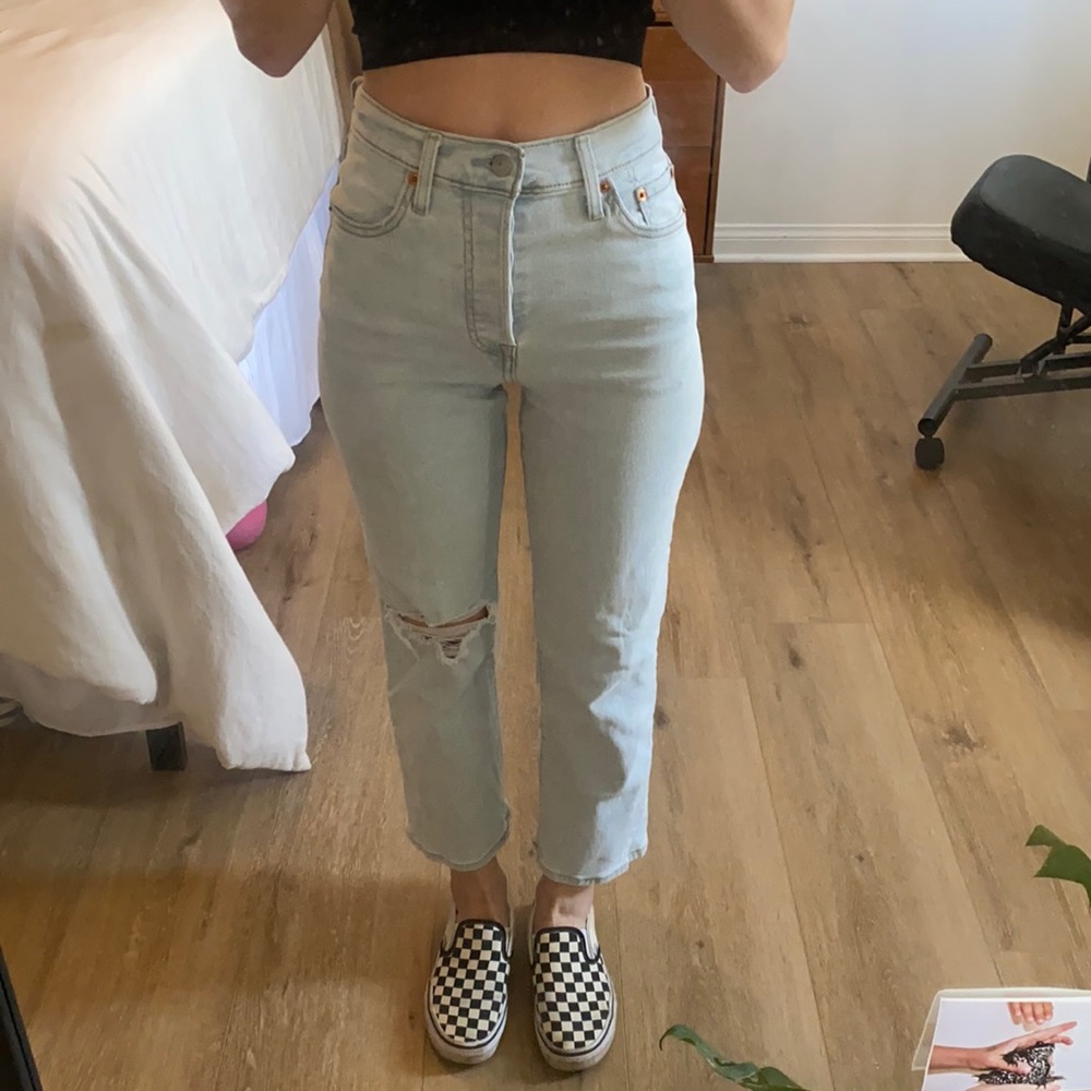 Levi’s Ribcage Ankle Straight Jeans